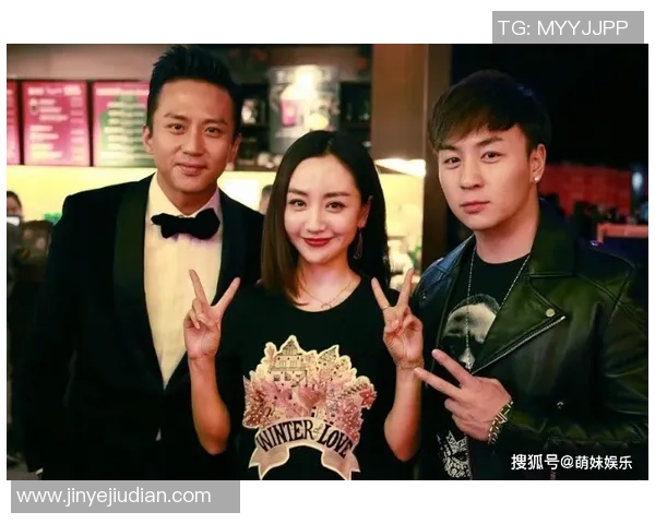 足球李端的传奇旅程：从青涩少年到绿茵场上的璀璨明星